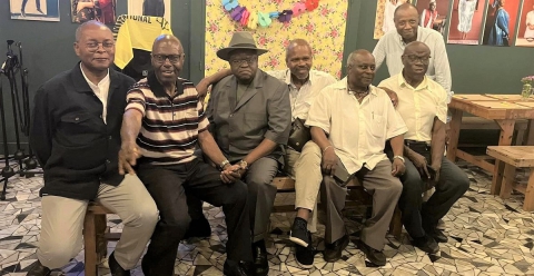 I congolesi che giunsero nel 1973, primi immigrati africani a Bari: �Ci guardavano tutti con curiosit�